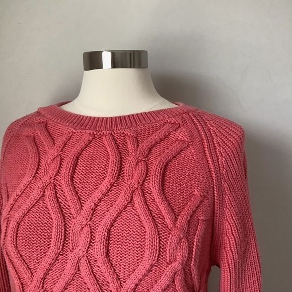 Chunky Cable Knit Sweater Coral Coast Salmon with FLAW - Picture 2 of 14